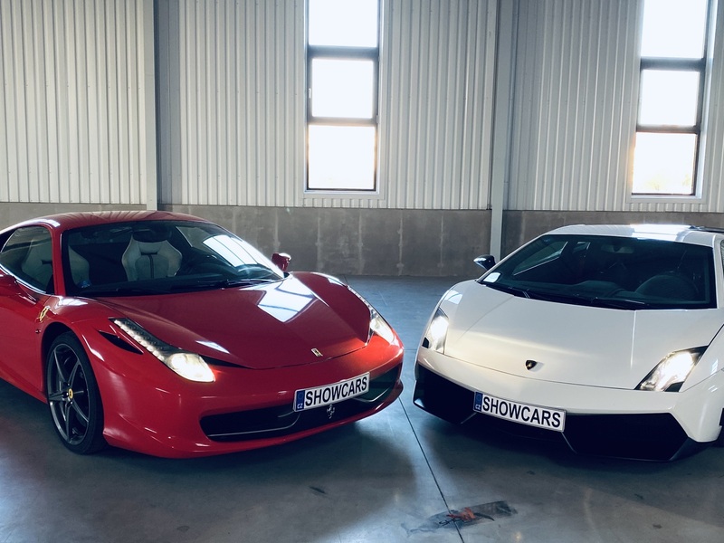 Zážitek - Souboj titánů: Ferrari 458 Italia vs Lamborghini Gallardo LP 570-4 v Čechách - Praha - Image 4